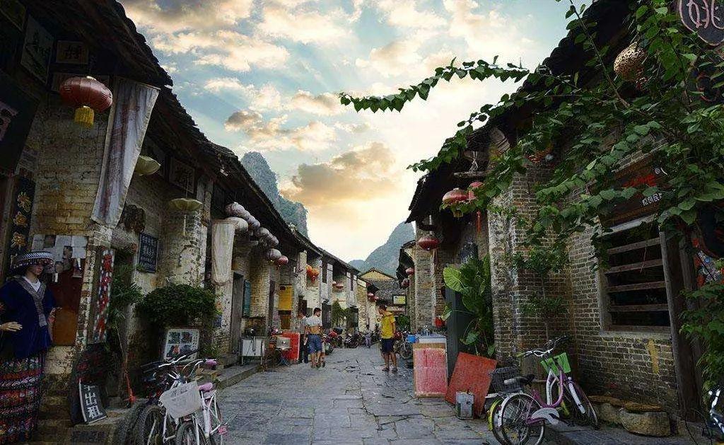 合成生物大赛道，它冲进来了